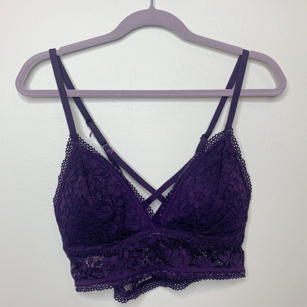 LACE BRALETTE